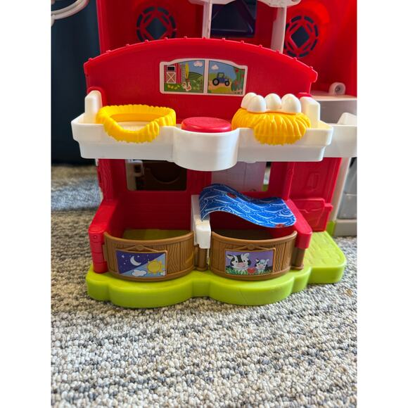 Fisher Price Little People Caring for Animals Farm Playset - Picture 9 of 10